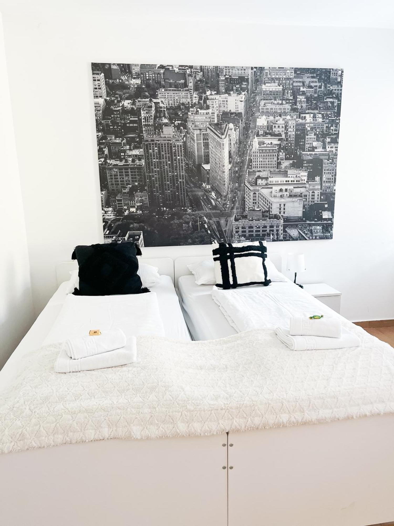 Anita'S Studio Apartments Любляна Екстер'єр фото