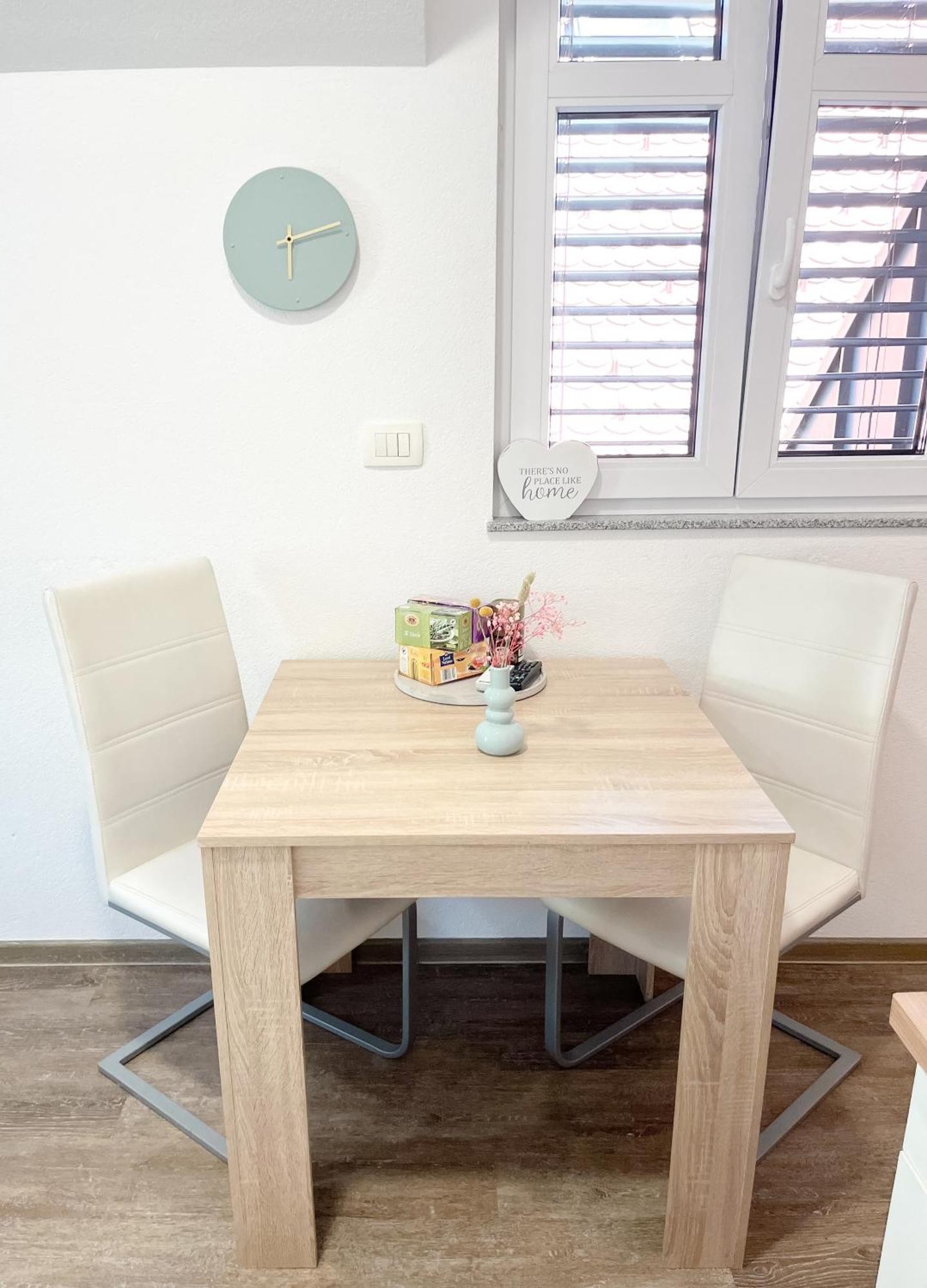 Anita'S Studio Apartments Любляна Екстер'єр фото